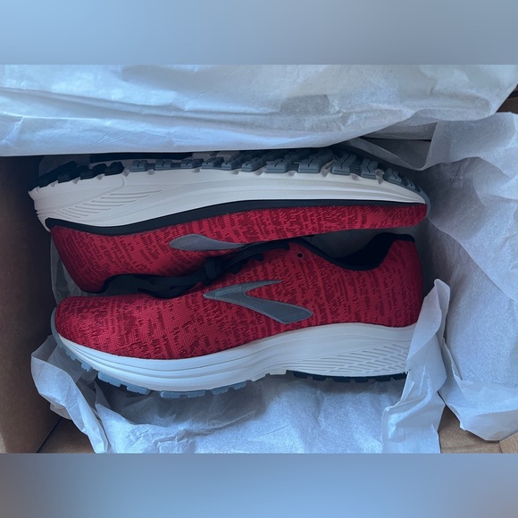 New - Brooks Signal 3 Men’s Running Shoes - Red - Picture 10 of 11